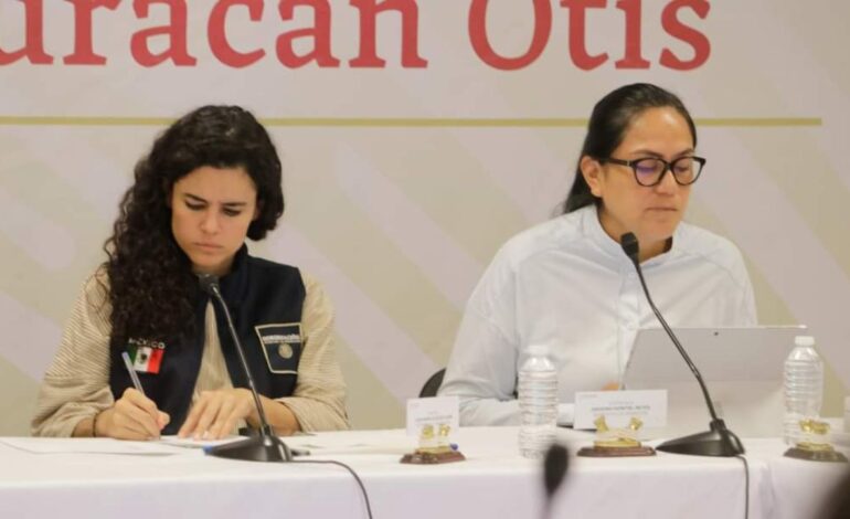Alcaldesa Abelina López lidera esfuerzos tras huracán ‘Otis’ en Acapulco