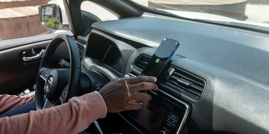 El AICM habilita un área especial para taxis de aplicación como Uber y DiDi