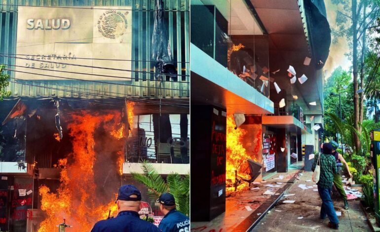 Manifestantes prenden fuego a entrada de Secretaría de Salud en Polanco