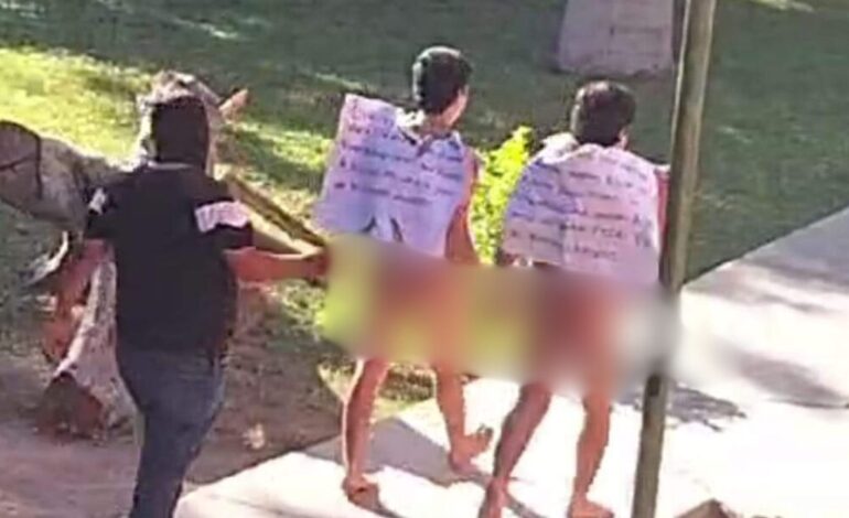 Obligan a jóvenes a caminar desnudos por vender vapeadores en Guasave