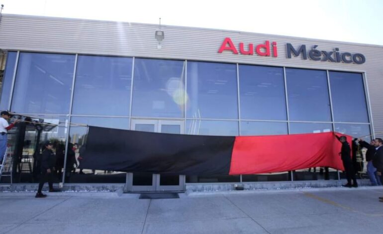 Huelga en Audi México continua sin avances tras una semana de paro