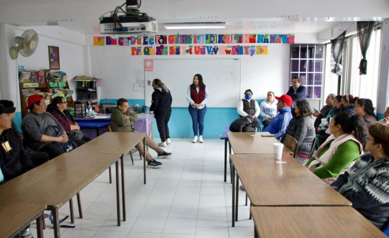 Diputada Lourdes Paz dignifica planteles educativos de Iztacalco con “Manita de Gato”
