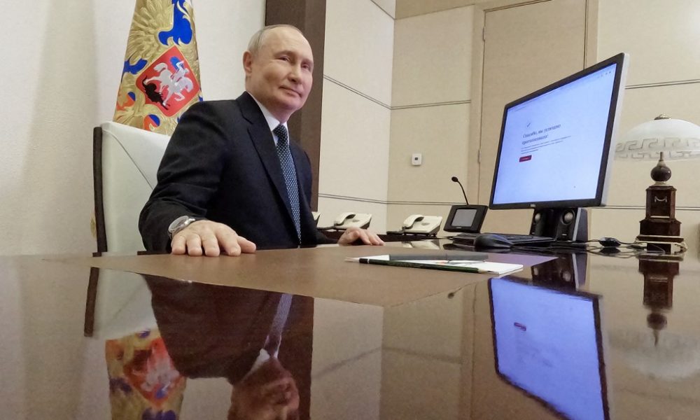 Putin mantiene el poder en Rusia; va por quinto mandato