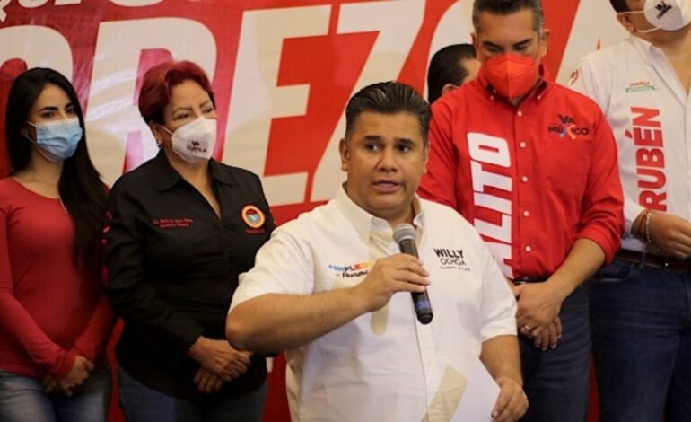 Willy Ochoa rechaza publicar su declaración patrimonial