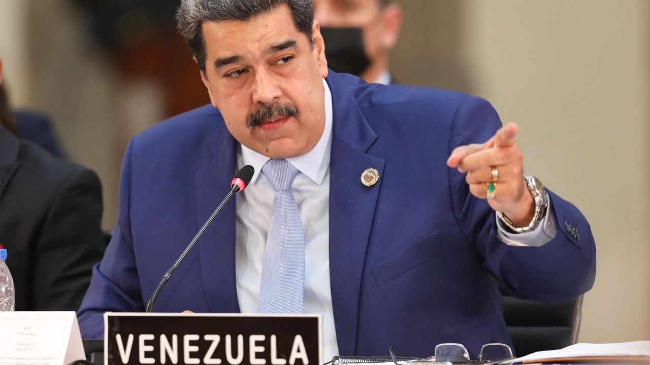 Maduro cierra embajadas de Venezuela en Ecuador tras asalto a embajada mexicana