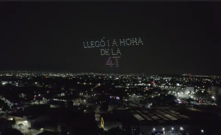Con drones en el cielo exigen agua en Cuautitlán Izcalli; Daniel Serrano inicia campaña por alcaldía