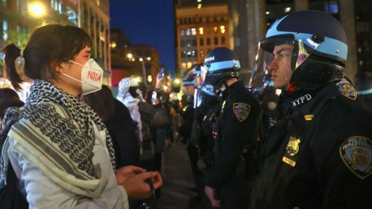 Detienen a más de 130 personas en manifestación propalestina en Nueva York