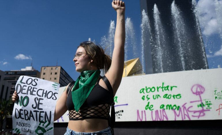Tribunal ordena despenalizar el aborto voluntario en Jalisco