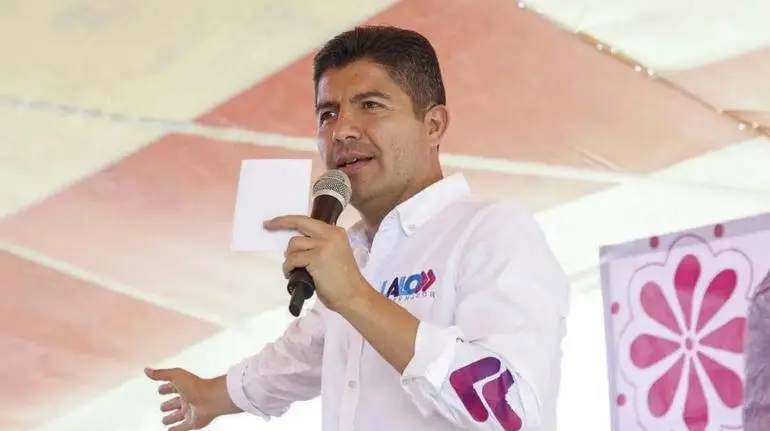 Caen dos personas por ataque en busca de Eduardo Rivera, candidato a gobernador en Puebla