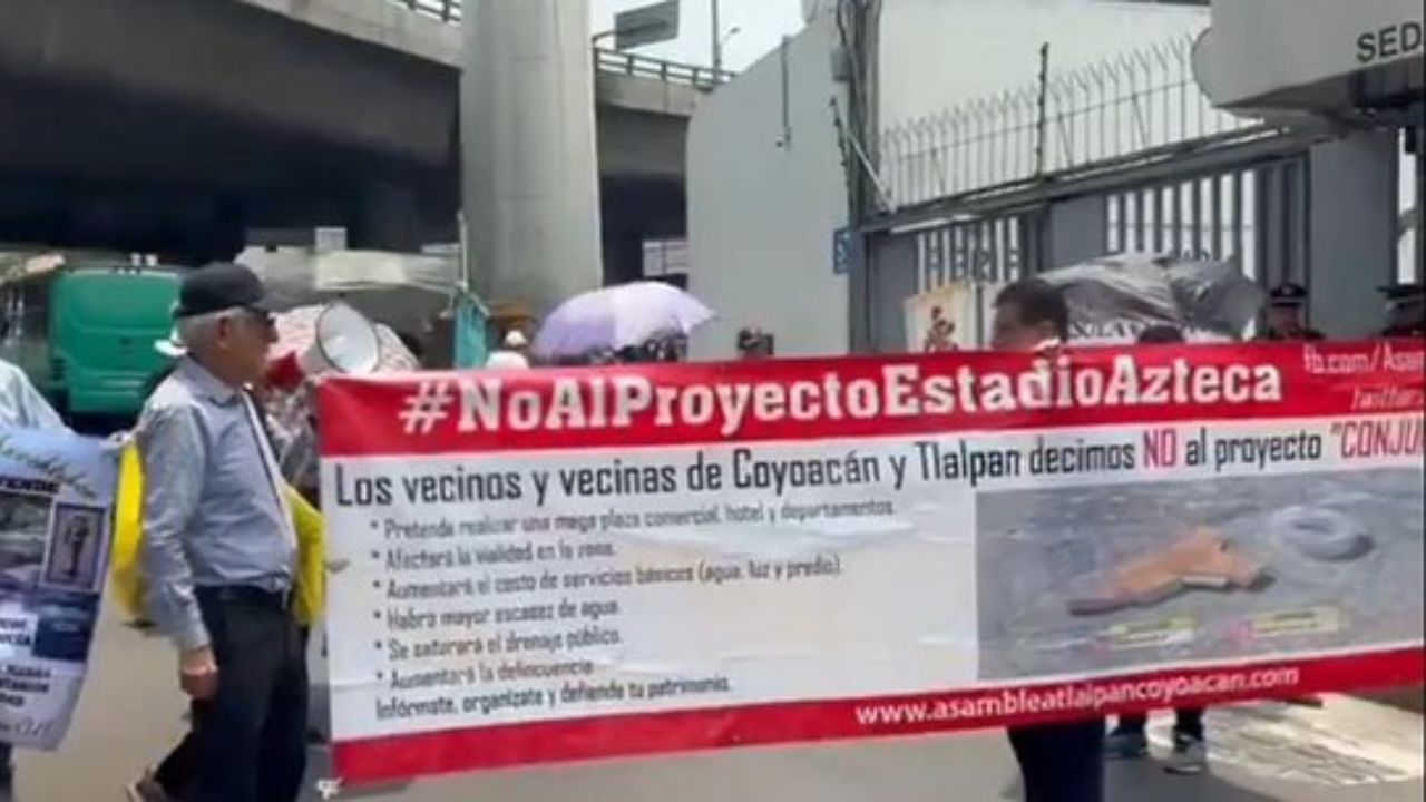Vecinos Tlalpan y Coyoacán bloquean Periférico Sur por concesión de agua a Televisa