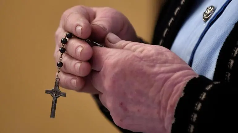 Iglesia católica convoca a rosario por la paz y fin de la violencia electoral